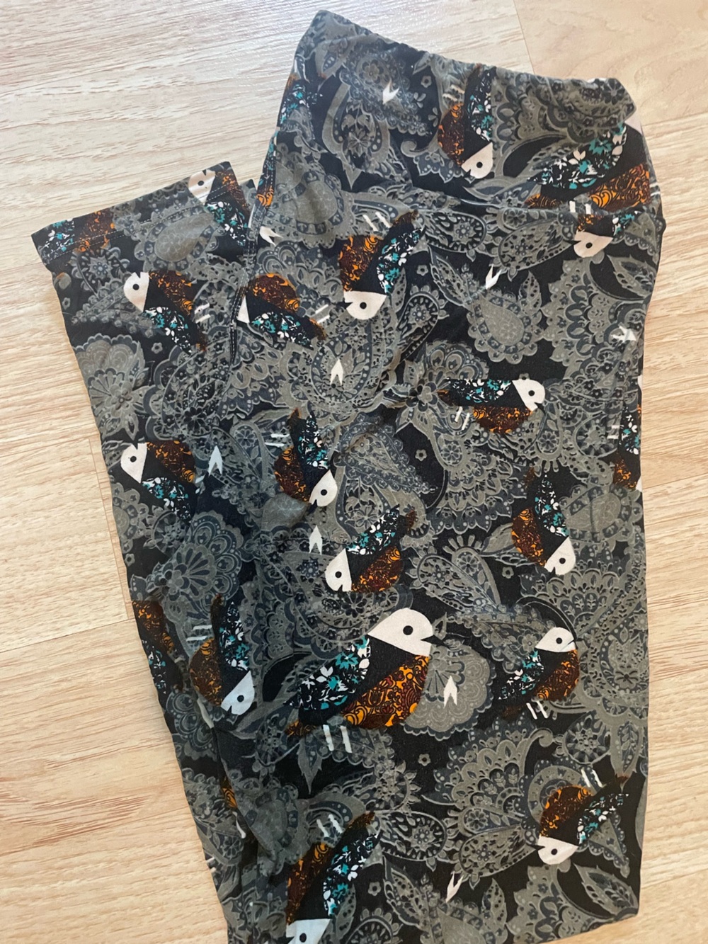 Bird Print LulaRoe Leggings in Black and Gray with Teal & Rust Accents